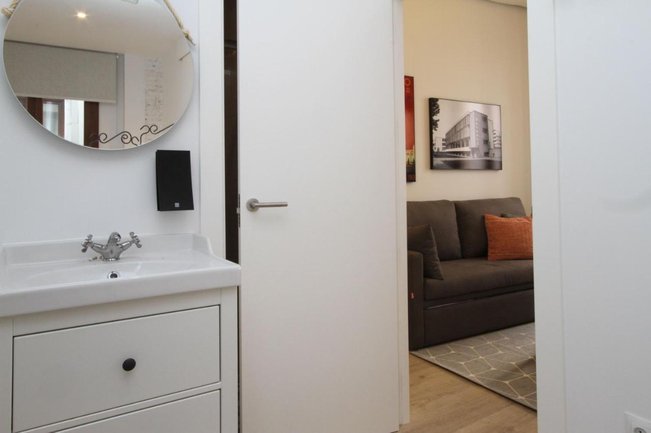 Apartamentos Inside Centro กรานาดา ภายนอก รูปภาพ